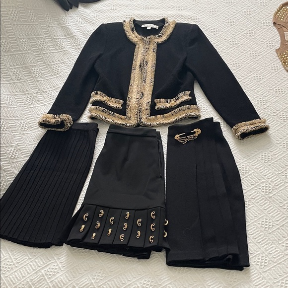 St. John Tweed Knit Jacket Gold Black - Picture 5 of 16